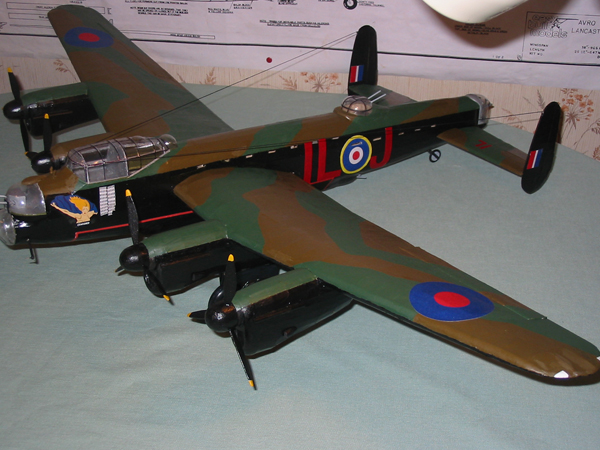 kit D03 Avro Lancaster Bomber