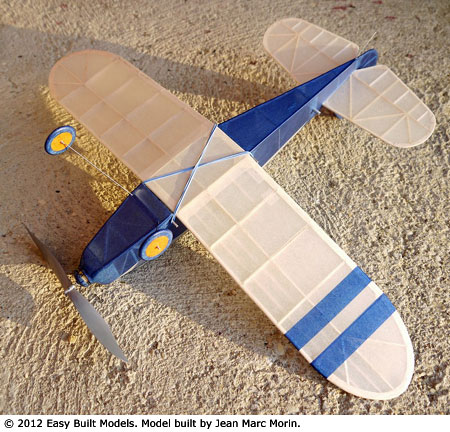 kit LC92 Erie Daily Times Junior Pilot (Laser Cut)